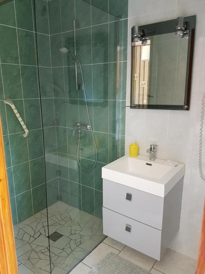 La Griotte & Spa&Piscine Pennedepie Luaran gambar