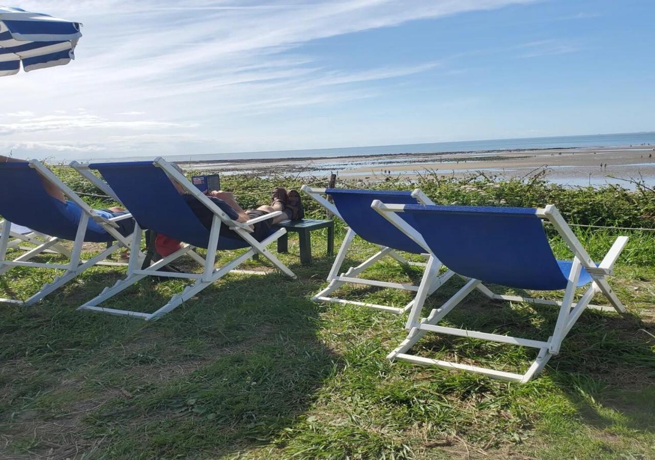 La Griotte & Spa&Piscine Pennedepie Luaran gambar